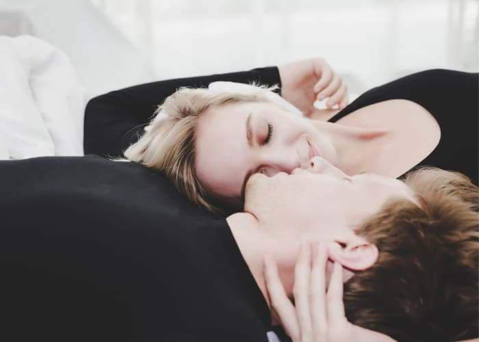 How to get a married woman to fall in love with you?