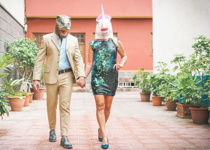 Try Out These Sexiest Couple Halloween Costume Ideas
