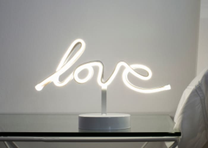 love lamp as a design idea for bedroom