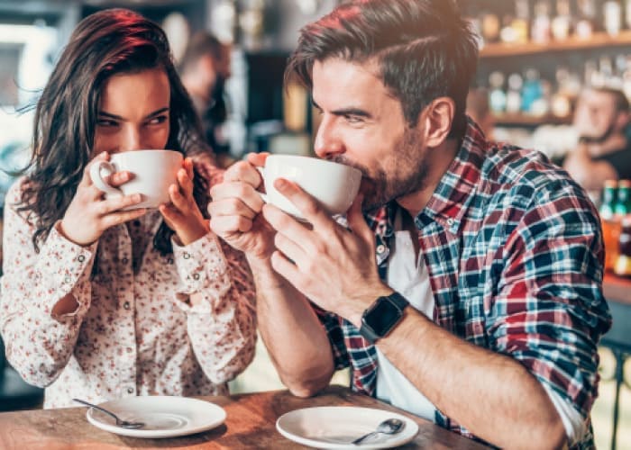 couple drinking coffee